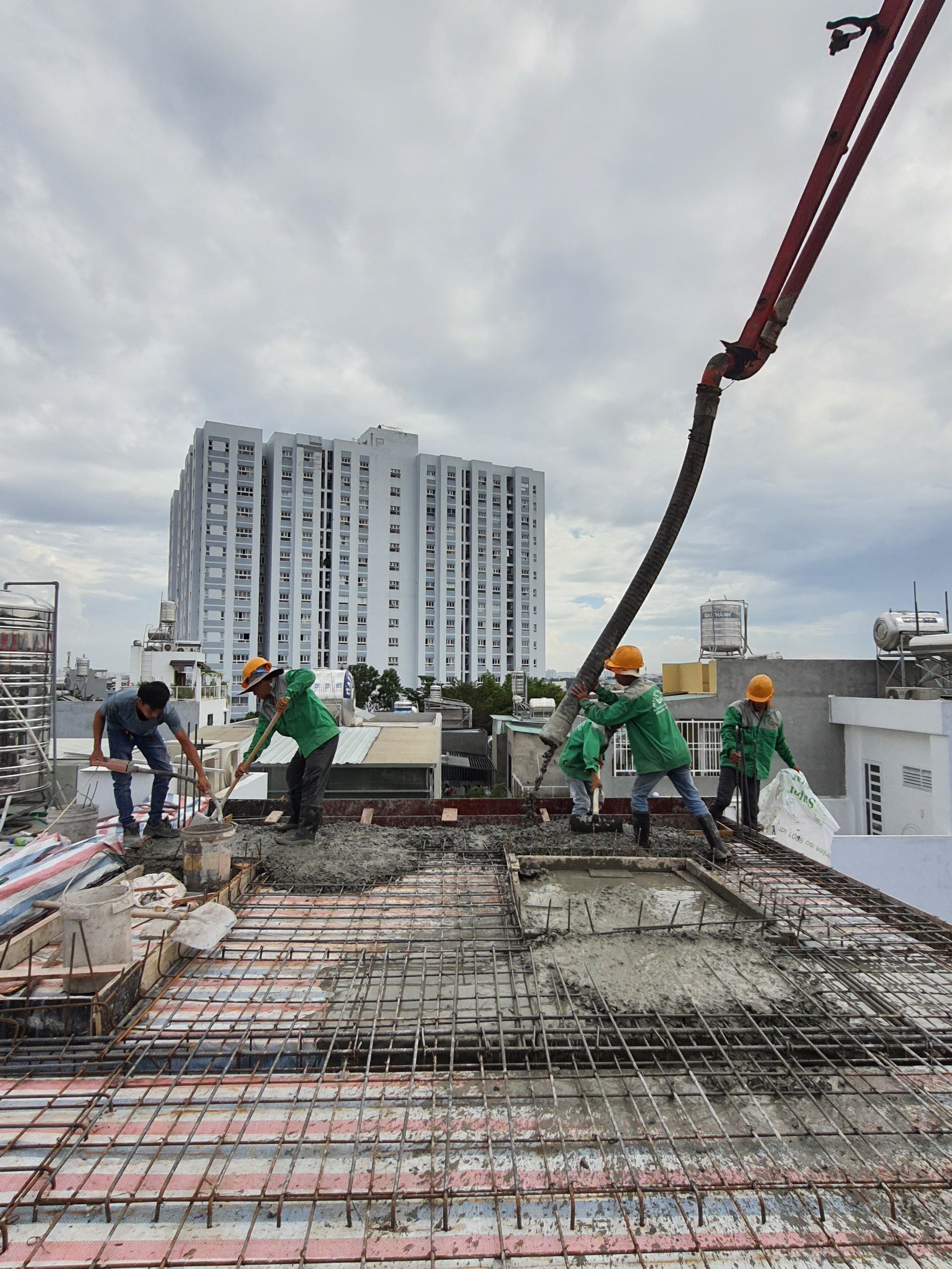 Công trình thi công nhà phố hiện đại đơn giản đẹp mắt