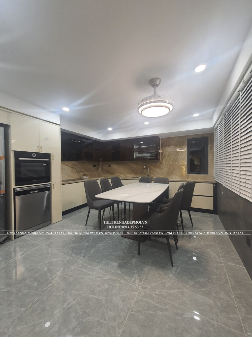 Hình ảnh thi công thực tế nhà phố hiện đại 5 tầng đẹp mắt tại thủ đức