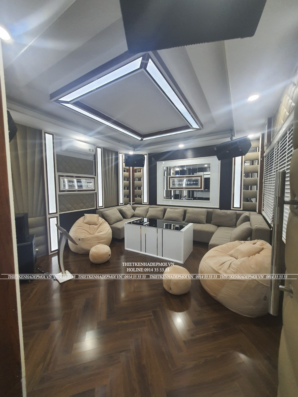 Hình ảnh thi công thực tế nhà phố hiện đại 5 tầng đẹp mắt tại thủ đức