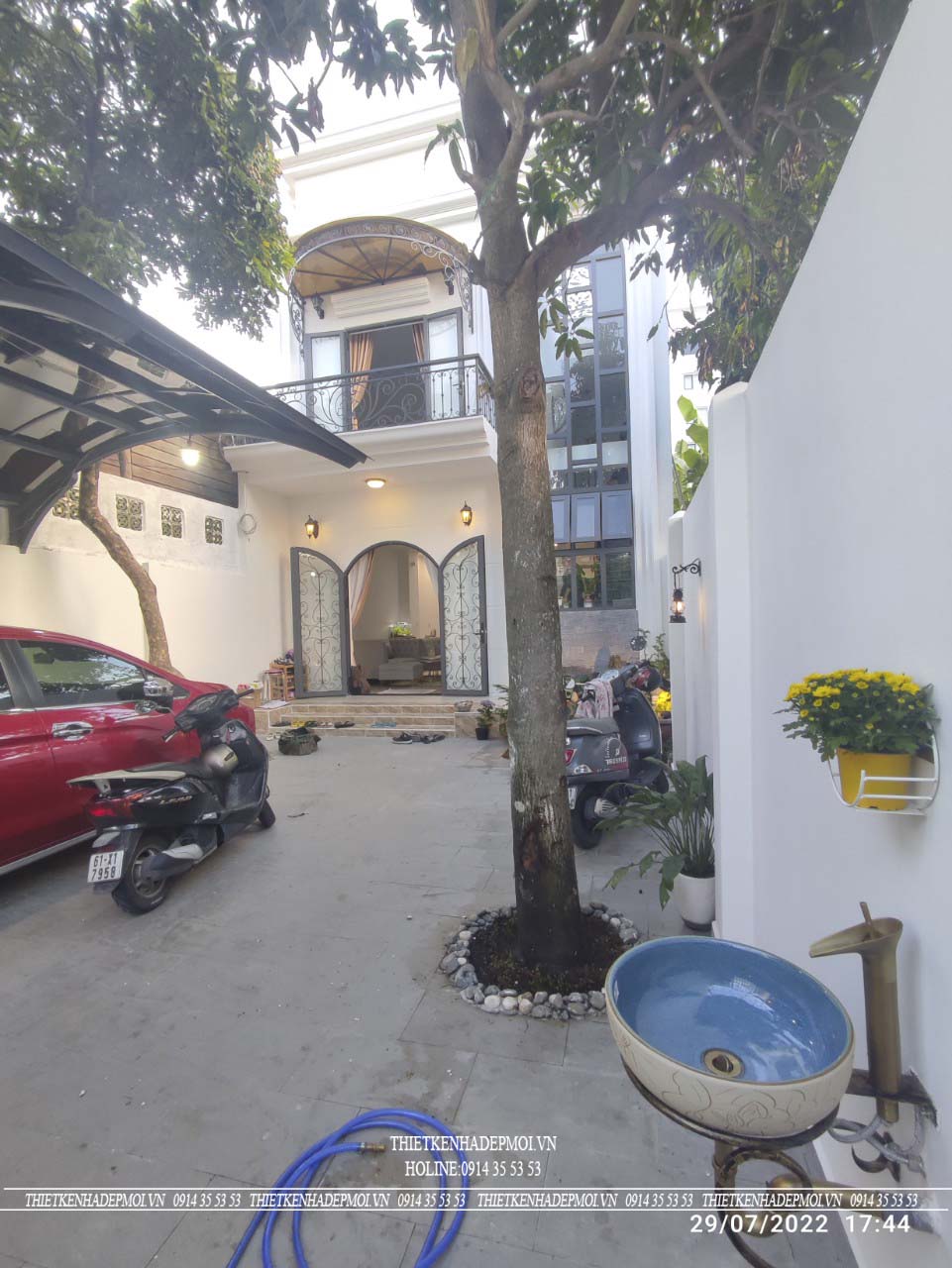 Hình ảnh thi công thực tế nhà phố 2 tầng đẹp mắt tại của chị mỹ tại bình dương