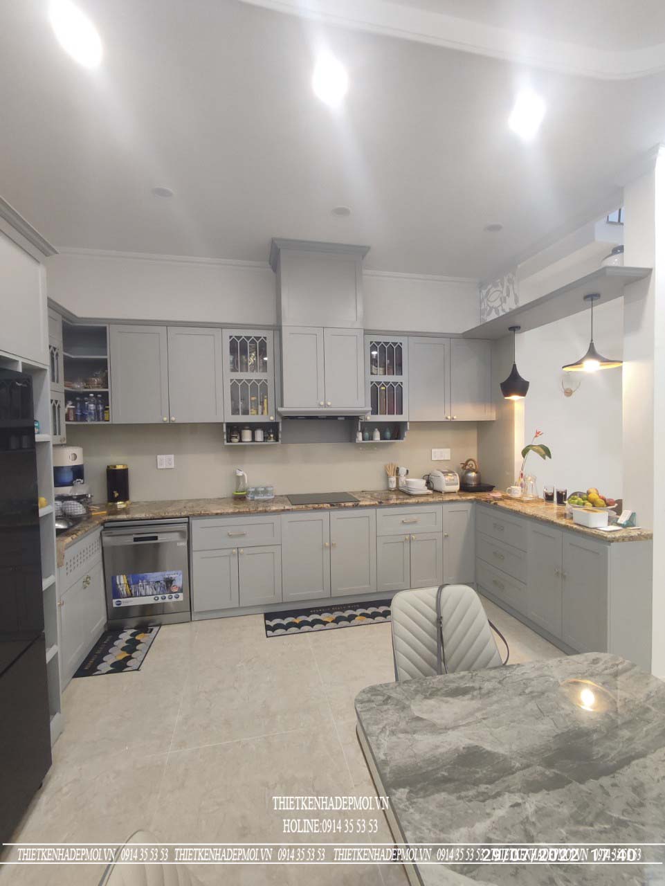 Hình ảnh thi công thực tế nhà phố 2 tầng đẹp mắt tại của chị mỹ tại bình dương