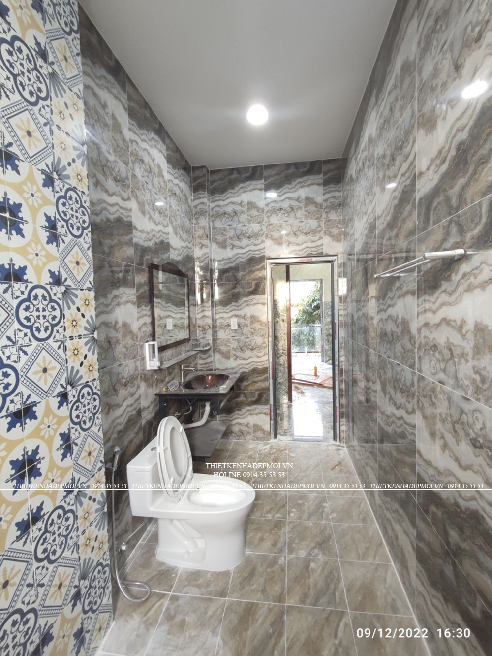 Hình ảnh thi công thực tế biệt thự mái thái của chú thấn - bình phước